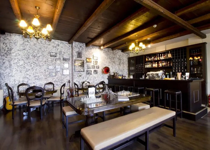 Hotel Pliades