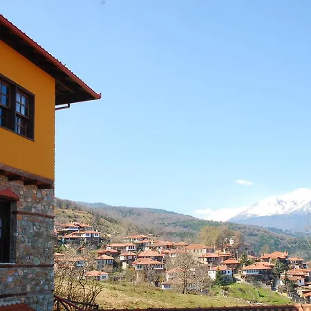 Pliades بلاتامونيس